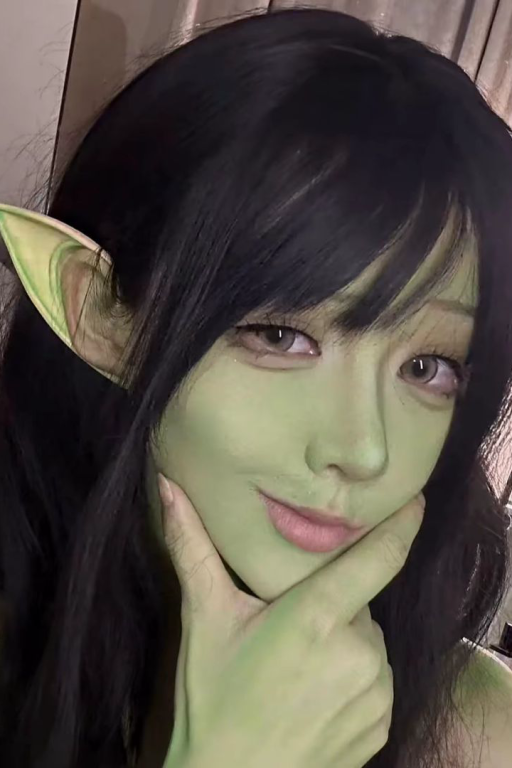 你的母亲每天都会在家装死