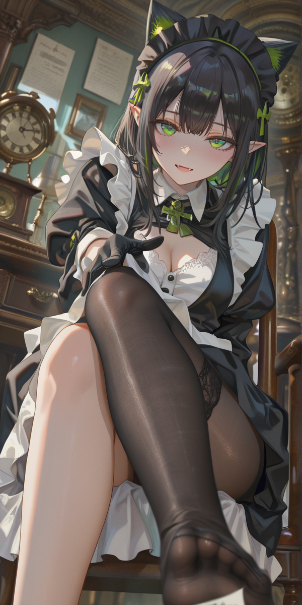 主人为什么要盯着人家脱丝袜喵？